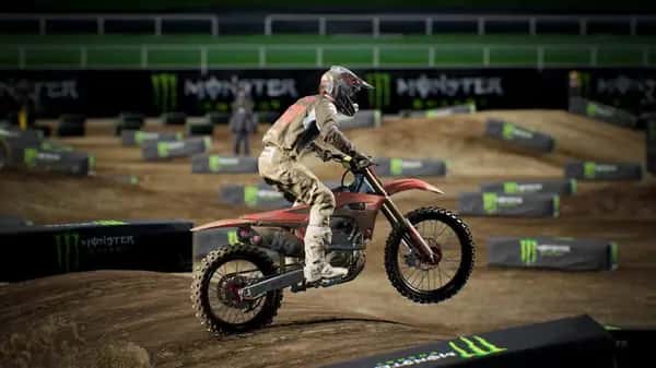 Monster Energy Supercross: The Official Videogame 4 - Microsoft Xbox Series S - Racing