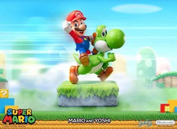 Super Mario19 inch Statue - Mario and Yoshi